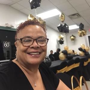 Meet your Posher, Denise